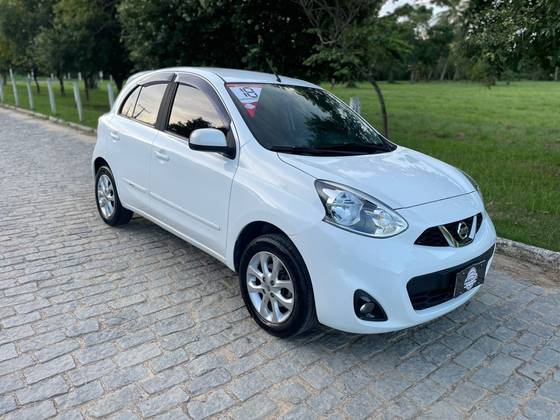 NISSAN MARCH 1.6 SV 16V FLEX 4P XTRONIC NISSAN MARCH 1.6 SV 16V FLEX 4P XTRONIC